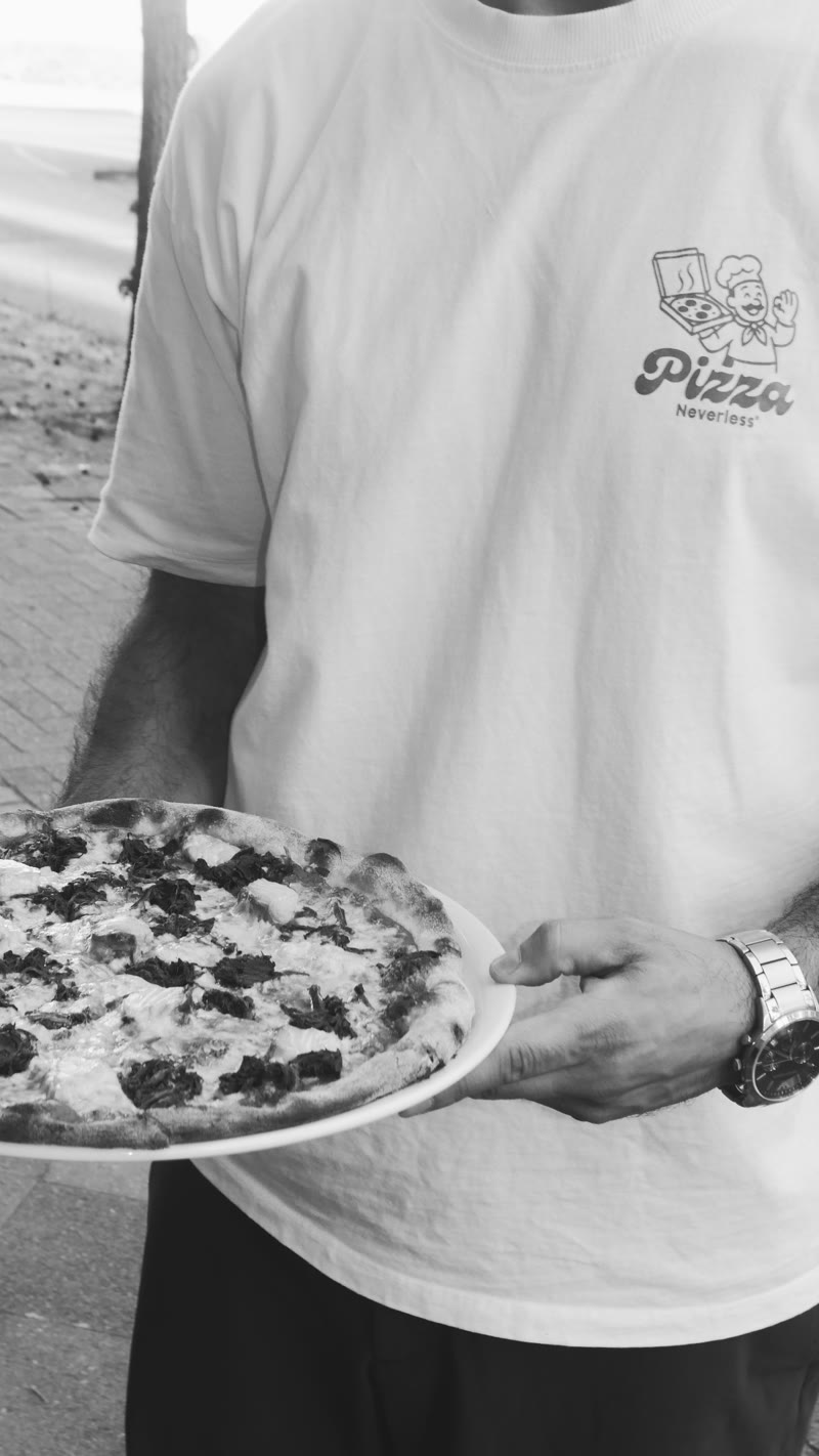 Via.Pizzeria — frisch zubereitete Pizza